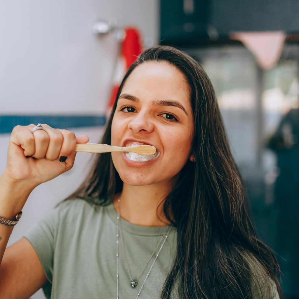 Are You Brushing Your Teeth the Right Way 1