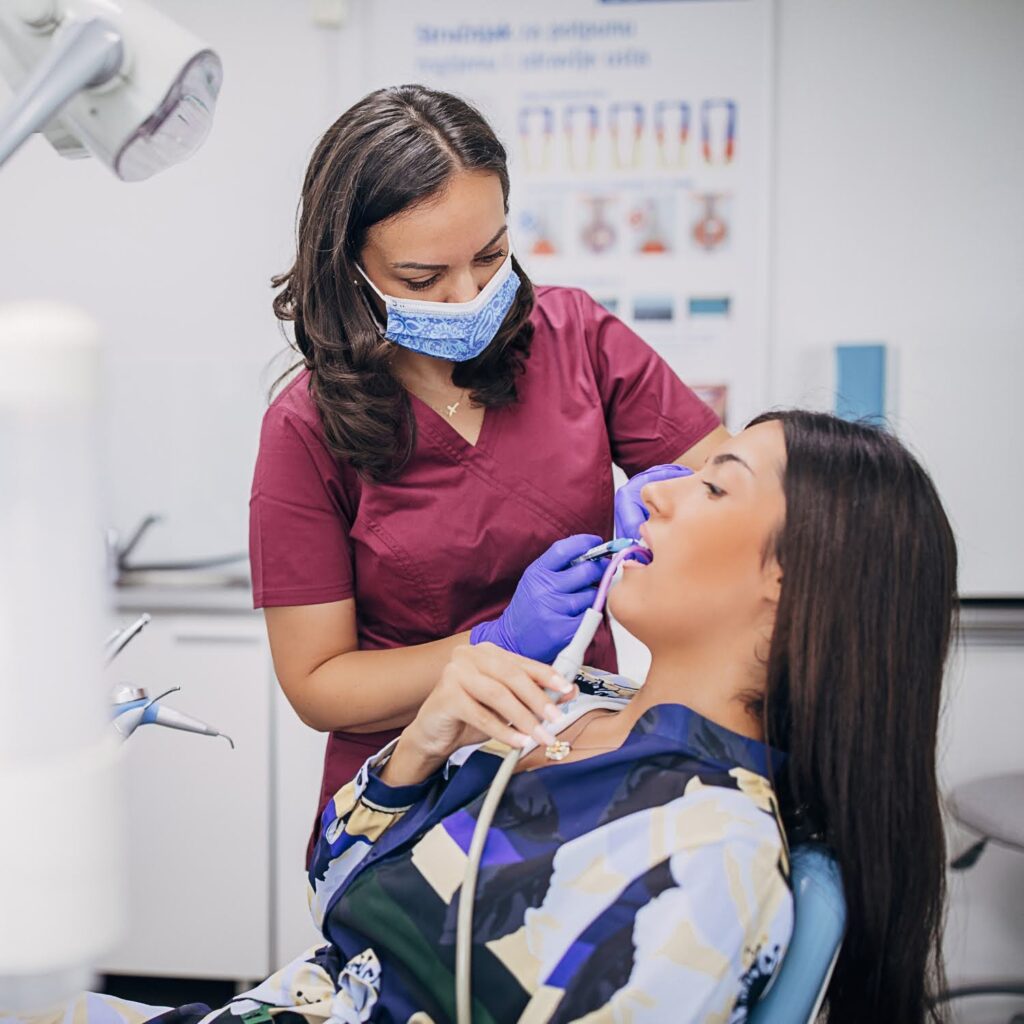 What to Do If You Have a Dental Emergency 7